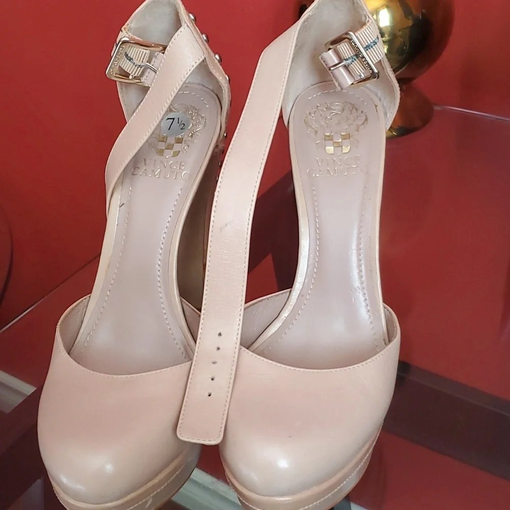 Shoes - Picture 1 of 5